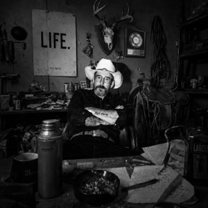 Veronius feat. Sonik & Gon Haziri — Life